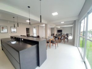 Apartamento com 60m², 2 dormitórios no bairro Jardim Sabará em Porto Alegre para Alugar