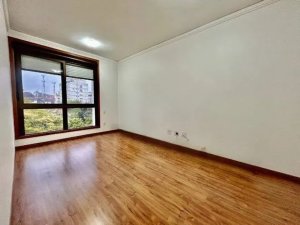 Apartamento com 72m², 2 dormitórios no bairro Petrópolis em Porto Alegre para Alugar