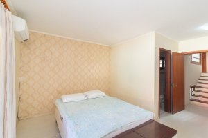 Casa com 200m², 3 dormitórios no bairro Ipanema em Porto Alegre para Alugar