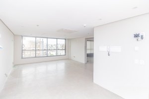 Salas/Conjuntos com 82m² no bairro Moinhos de Vento em Porto Alegre para Alugar