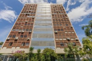 Apartamento com 100m², 3 dormitórios no bairro Menino Deus em Porto Alegre para Alugar