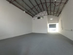 Galpão com 265m² no bairro São Geraldo em Porto Alegre para Alugar