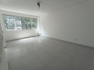 Galpão com 265m² no bairro São Geraldo em Porto Alegre para Alugar