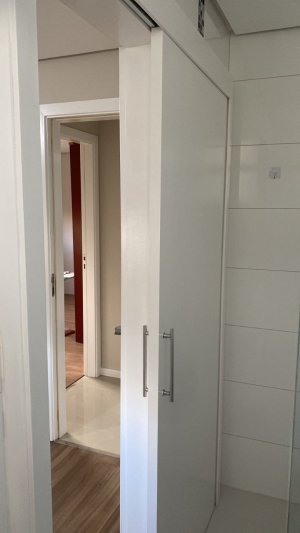 Apartamento com 71m², 2 dormitórios no bairro Jardim Botânico em Porto Alegre para Alugar