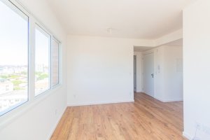 Apartamento com 44m², 1 dormitório no bairro Passo da Areia em Porto Alegre para Alugar