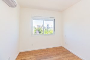 Apartamento com 44m², 1 dormitório no bairro Passo da Areia em Porto Alegre para Alugar