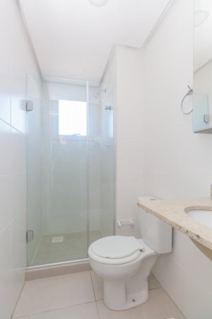 Apartamento com 44m², 1 dormitório no bairro Passo da Areia em Porto Alegre para Alugar