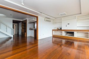 Cobertura com 240m², 3 dormitórios no bairro Cristal em Porto Alegre para Alugar