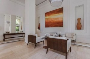 Apartamento com 57m², 1 dormitório no bairro Três Figueiras em Porto Alegre para Alugar