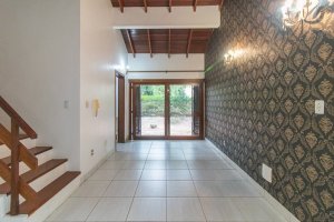 Casa em Condomínio com 188m², 4 dormitórios no bairro Ipanema em Porto Alegre para Alugar