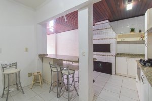 Casa em Condomínio com 188m², 4 dormitórios no bairro Ipanema em Porto Alegre para Alugar
