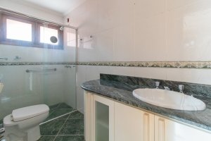 Casa em Condomínio com 188m², 4 dormitórios no bairro Ipanema em Porto Alegre para Alugar