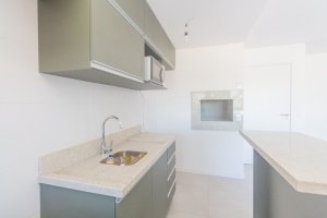 Apartamento com 76m², 3 dormitórios no bairro Vila Ipiranga em Porto Alegre para Alugar