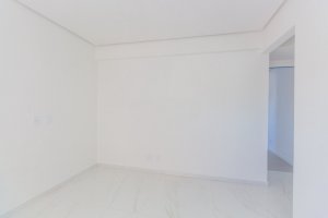 Apartamento com 76m², 3 dormitórios no bairro Vila Ipiranga em Porto Alegre para Alugar