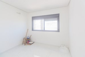 Apartamento com 76m², 3 dormitórios no bairro Vila Ipiranga em Porto Alegre para Alugar