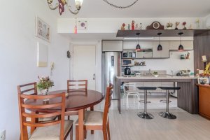 Apartamento com 75m², 3 dormitórios no bairro São Sebastião em Porto Alegre para Alugar
