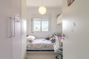 Apartamento com 75m², 3 dormitórios no bairro São Sebastião em Porto Alegre para Alugar