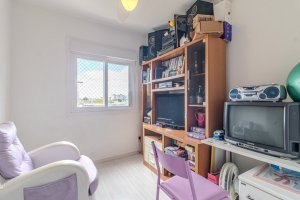 Apartamento com 75m², 3 dormitórios no bairro São Sebastião em Porto Alegre para Alugar