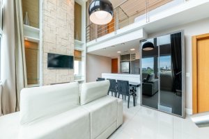 Apartamento com 65m², 1 dormitório no bairro Três Figueiras em Porto Alegre para Alugar