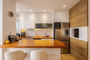 Apartamento com 99m², 2 dormitórios no bairro Farrapos em Porto Alegre para Alugar