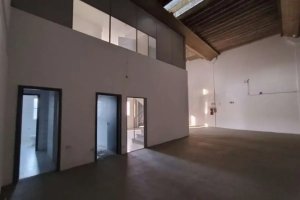 Galpão com 550m² no bairro Sarandi em Porto Alegre para Alugar