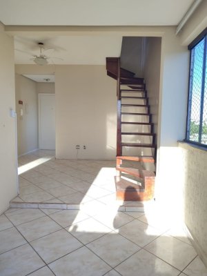 Cobertura com 117m², 3 dormitórios no bairro Sarandi em Porto Alegre para Alugar