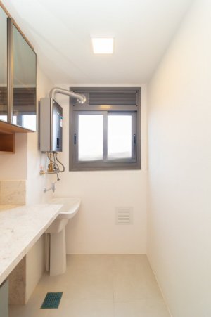 Apartamento com 69m², 2 dormitórios no bairro Tristeza em Porto Alegre para Alugar