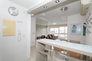 Apartamento com 81m², 3 dormitórios no bairro Rio Branco em Porto Alegre para Alugar