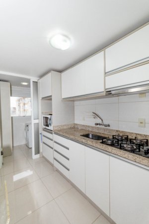 Apartamento com 81m², 3 dormitórios no bairro Rio Branco em Porto Alegre para Alugar