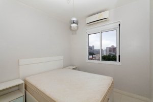 Apartamento com 81m², 3 dormitórios no bairro Rio Branco em Porto Alegre para Alugar