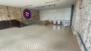 Prédio Comercial com 400m² no bairro Moinhos de Vento em Porto Alegre para Alugar