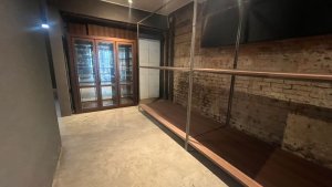 Prédio Comercial com 400m² no bairro Moinhos de Vento em Porto Alegre para Alugar