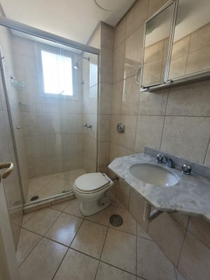 Apartamento com 75m², 2 dormitórios no bairro Mont Serrat em Porto Alegre para Alugar