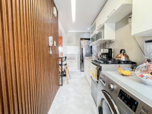 Apartamento com 60m², 2 dormitórios no bairro Passo da Areia em Porto Alegre para Alugar