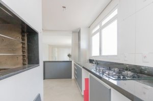 Apartamento com 103m², 3 dormitórios no bairro Petrópolis em Porto Alegre para Alugar