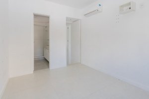 Apartamento com 103m², 3 dormitórios no bairro Petrópolis em Porto Alegre para Alugar