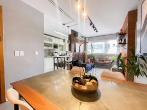 Apartamento com 103m², 3 dormitórios no bairro Petrópolis em Porto Alegre para Alugar