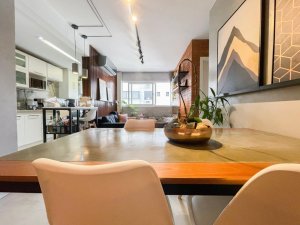 Apartamento com 103m², 3 dormitórios no bairro Petrópolis em Porto Alegre para Alugar