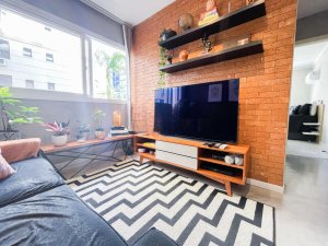 Apartamento com 103m², 3 dormitórios no bairro Petrópolis em Porto Alegre para Alugar