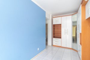 Apartamento com 80m², 3 dormitórios no bairro Cavalhada em Porto Alegre para Alugar