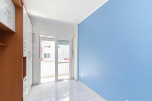 Apartamento com 80m², 3 dormitórios no bairro Cavalhada em Porto Alegre para Alugar