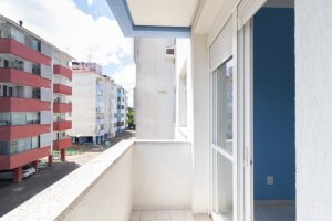 Apartamento com 80m², 3 dormitórios no bairro Cavalhada em Porto Alegre para Alugar