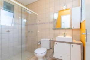 Apartamento com 80m², 3 dormitórios no bairro Cavalhada em Porto Alegre para Alugar