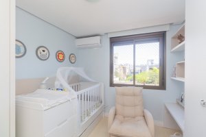 Apartamento com 90m², 3 dormitórios no bairro Petrópolis em Porto Alegre para Alugar