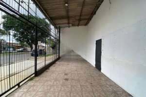 Loja com 250m² no bairro Sarandi em Porto Alegre para Alugar
