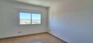 Casa com 197m², 3 dormitórios no bairro Espirito Santo em Porto Alegre para Alugar