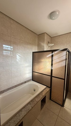 Casa com 189m², 3 dormitórios no bairro Sarandi em Porto Alegre para Alugar