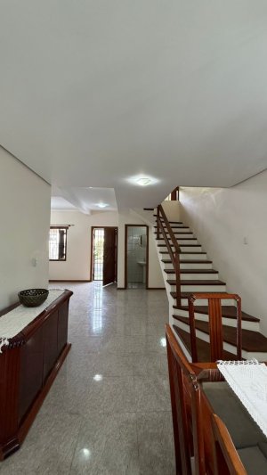 Casa com 189m², 3 dormitórios no bairro Sarandi em Porto Alegre para Alugar