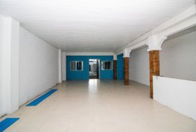 Depósito/Pavilhão com 250m² no bairro Navegantes em Porto Alegre para Alugar