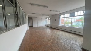 Galpão com 919m² no bairro Navegantes em Porto Alegre para Alugar